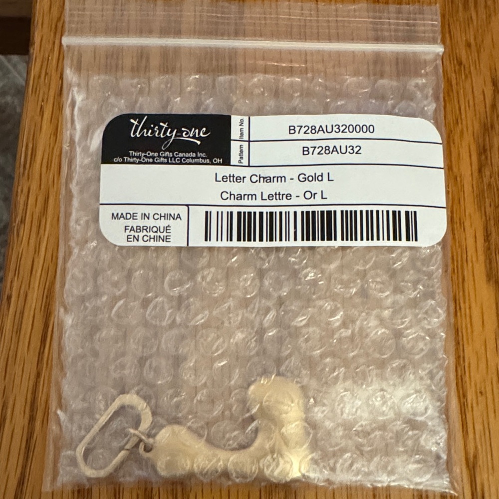 Thirty-One Gold Letter L Charm